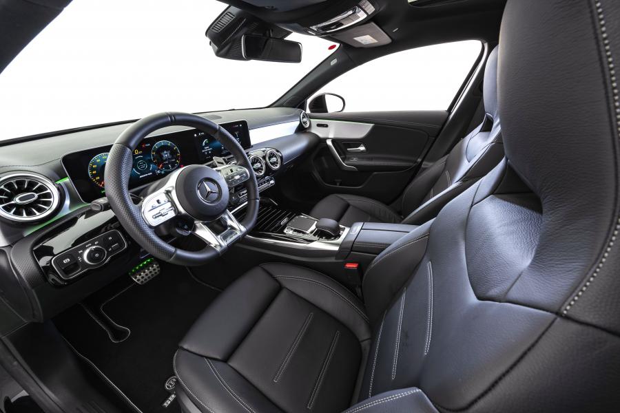 Интерьер Mercedes-AMG A35 4Matic B35S by Brabus (W177) 2019 года  (фото 17 из 33)